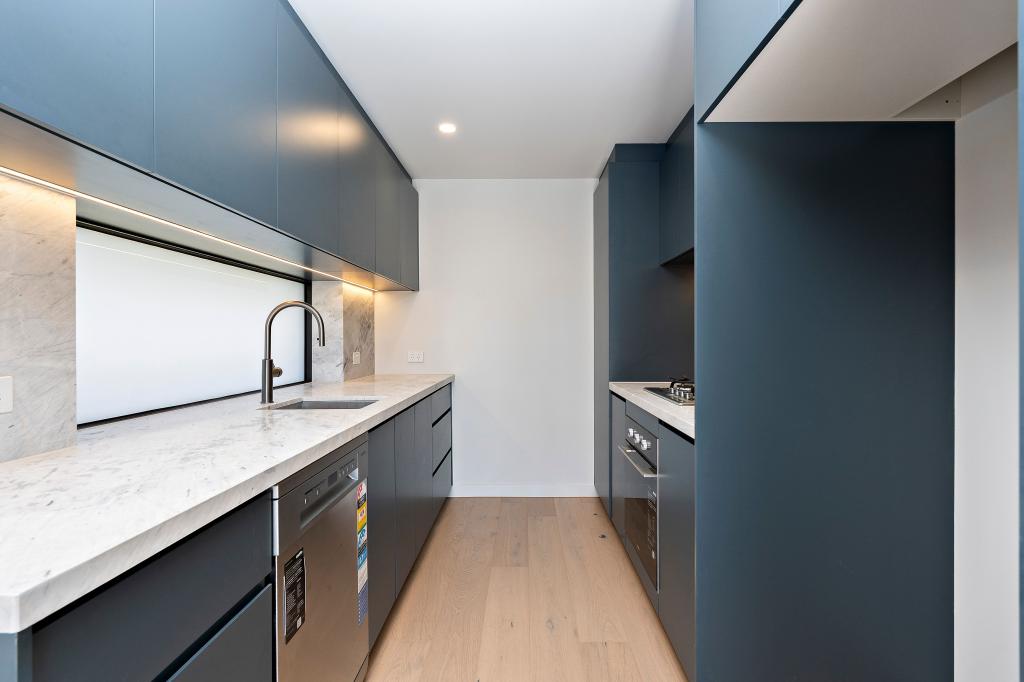 2/86 Salmon St, Hastings, VIC 3915