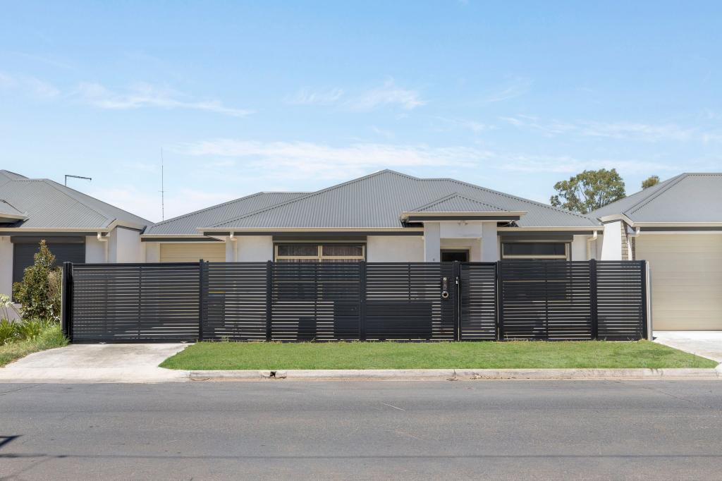 2 Tenth Ave, Woodville North, SA 5012