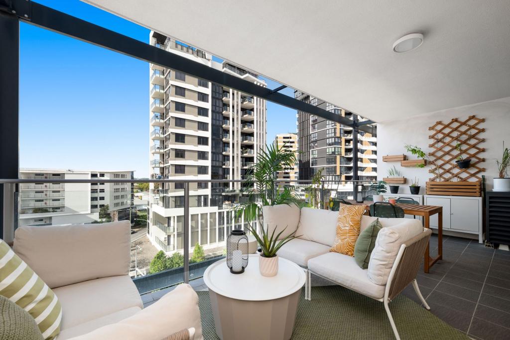 505/159 Logan Rd, Woolloongabba, QLD 4102