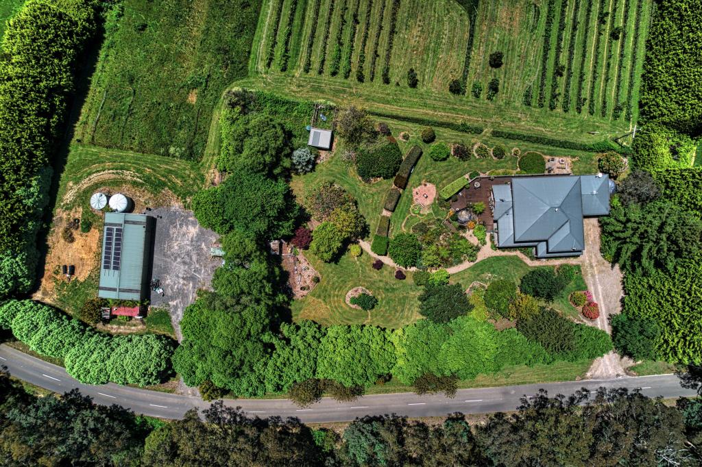 486 Extons Rd, Kinglake Central, VIC 3757