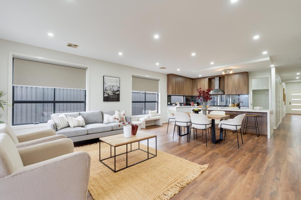 140 DEBONAIR PDE, CRAIGIEBURN, VIC 3064