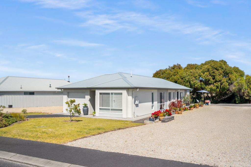 8 Trevor Dr, Kingston Se, SA 5275