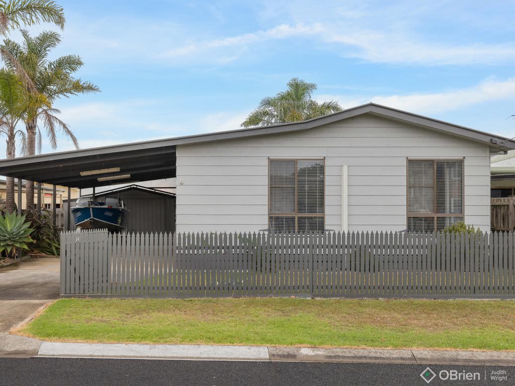 8 ALBANY RD, COWES, VIC 3922