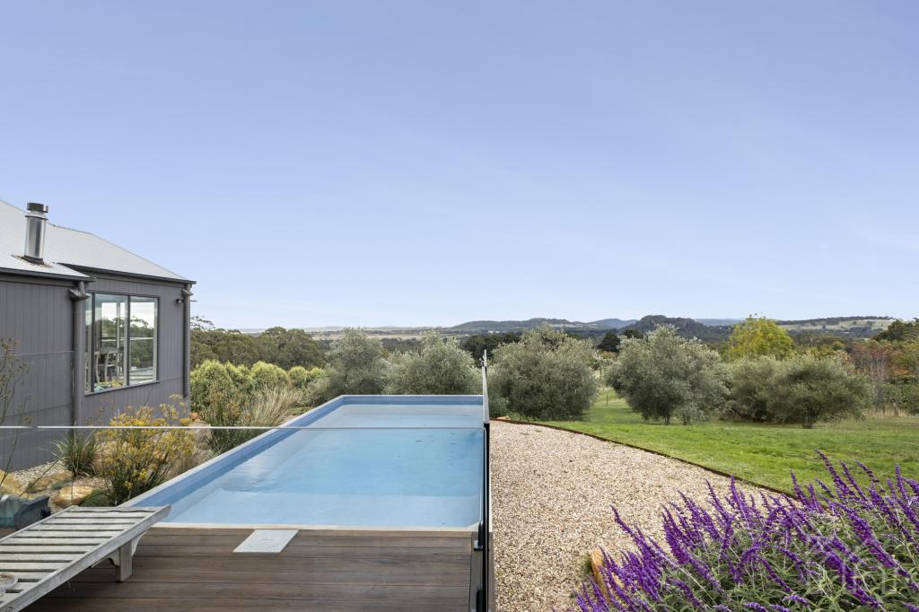 113 Lavender Farm Rd, Woodend, VIC 3442