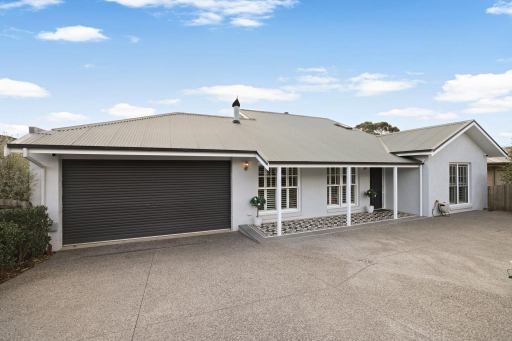 60 Telford Dr, Berwick, VIC 3806