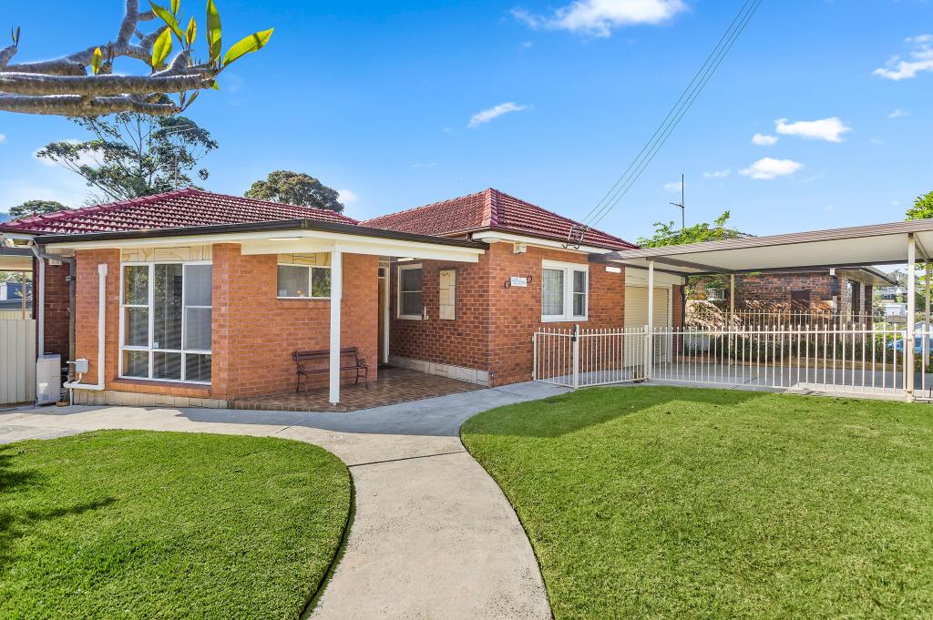 18 Pooraka Ave, West Wollongong, NSW 2500