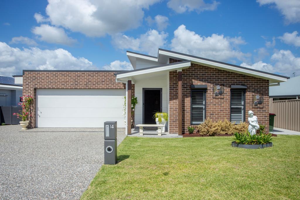 14 Grandis Pde, Taree, NSW 2430