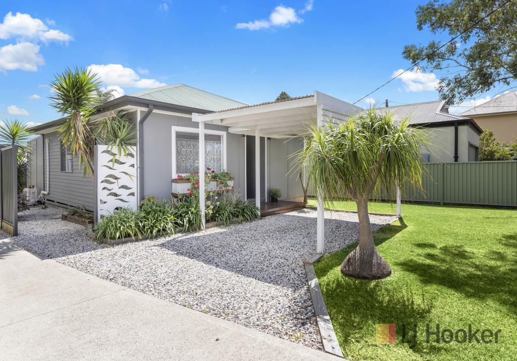 5 The Boulevarde, Oak Flats, NSW 2529