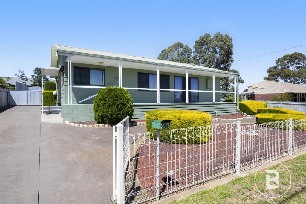 28 Cambridge St, Avoca, VIC 3467