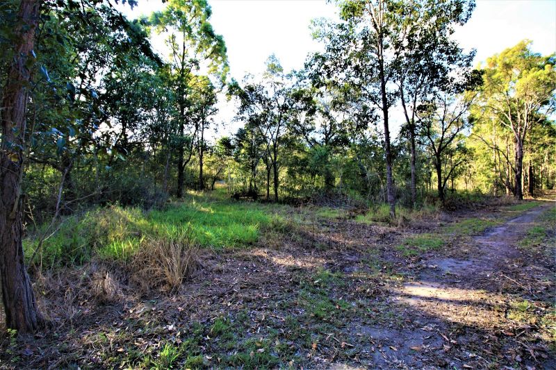 700 BOOYAN RD, MOORE PARK BEACH, QLD 4670