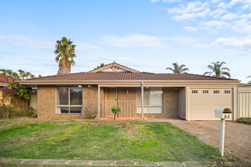 41 Phoenix Dr, Kenwick, WA 6107