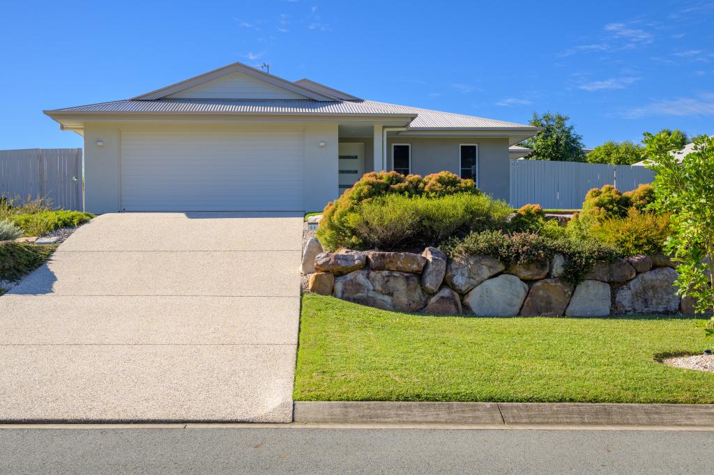 44 Woodland Dr, Southside, QLD 4570
