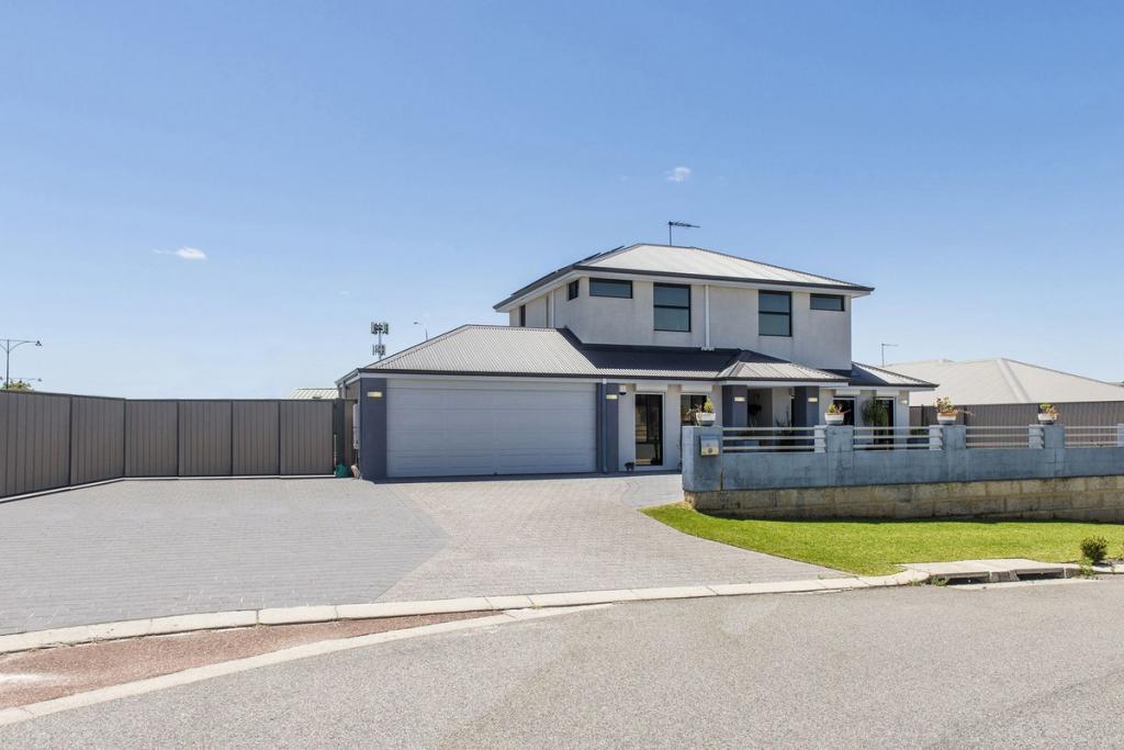 18 HALCYON CRES, AVELEY, WA 6069