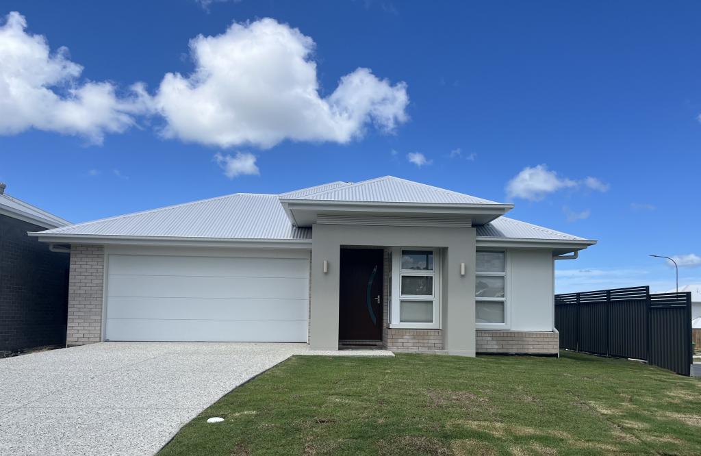 1 Love St, Victoria Point, QLD 4165