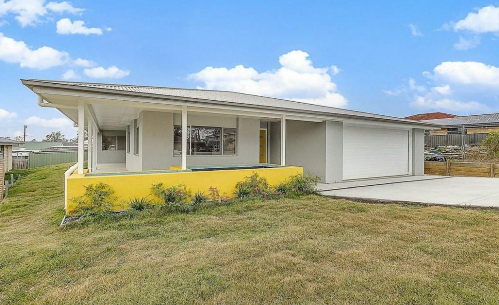 13 James Ramsay Pl, West Kempsey, NSW 2440