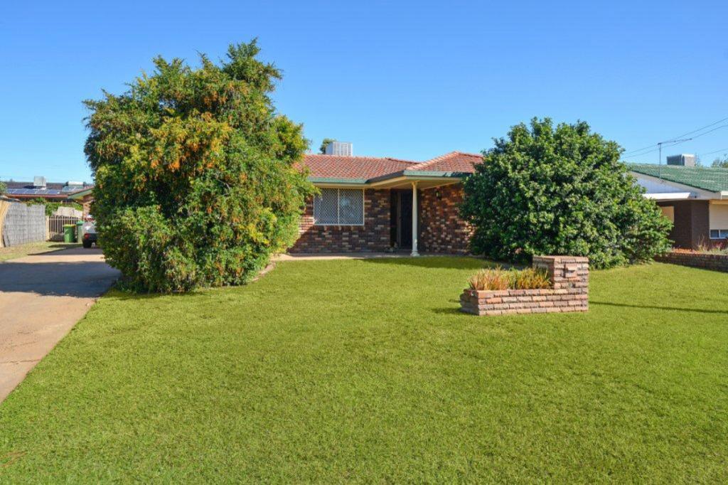 55 HERBERT ST, GUNNEDAH, NSW 2380