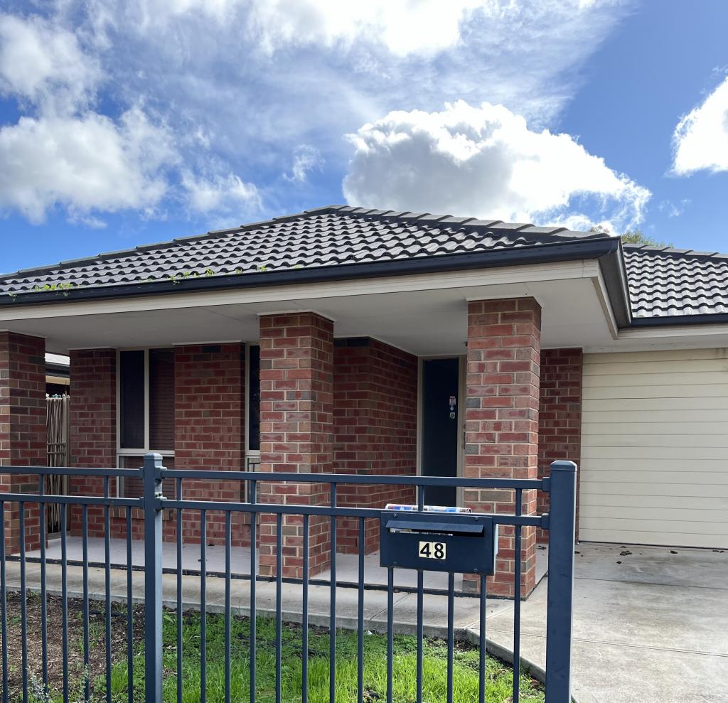 48 Tudor Cres, Smithfield Plains, SA 5114