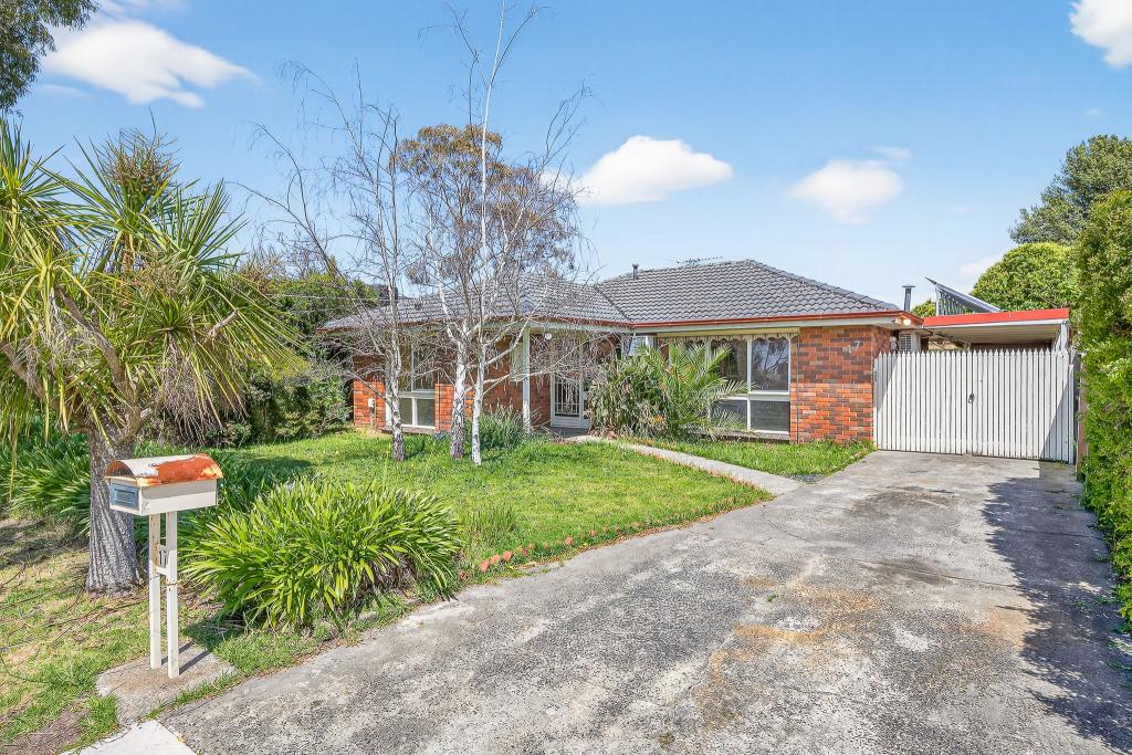 17 Bourke Rd, Cranbourne, VIC 3977
