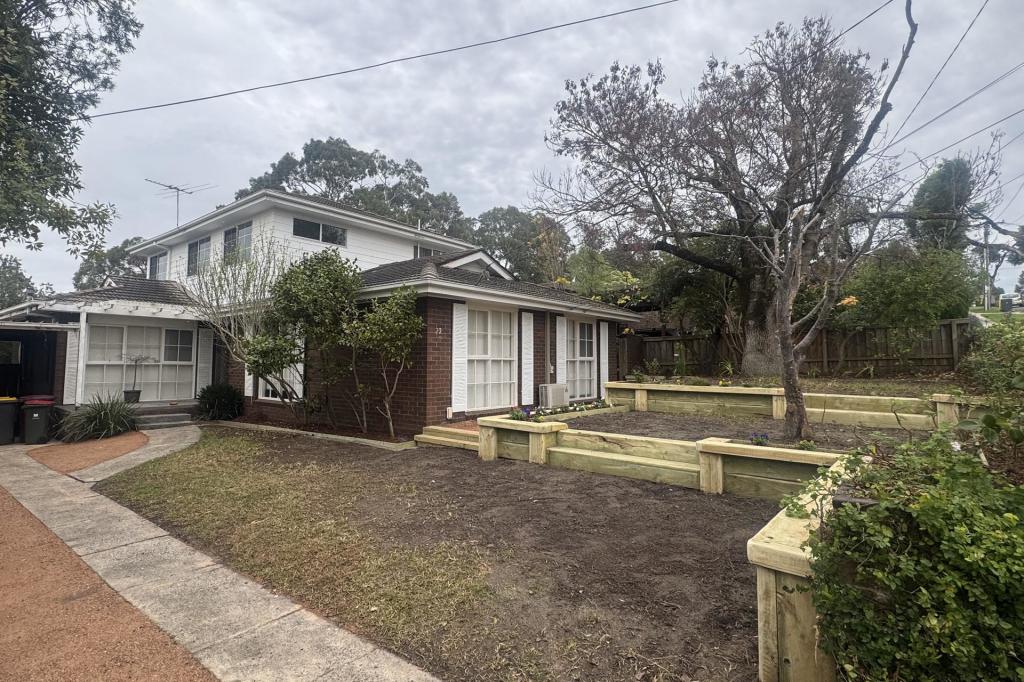 22 Hallows St, Glen Waverley, VIC 3150