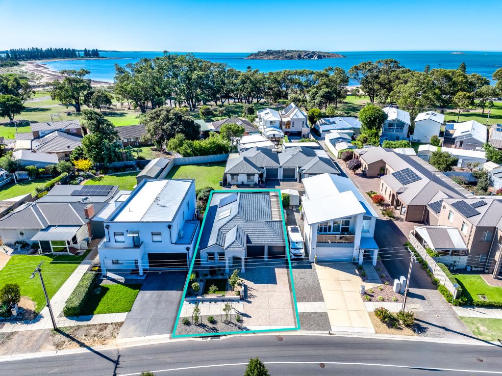 14 Harbourview Tce, Victor Harbor, SA 5211