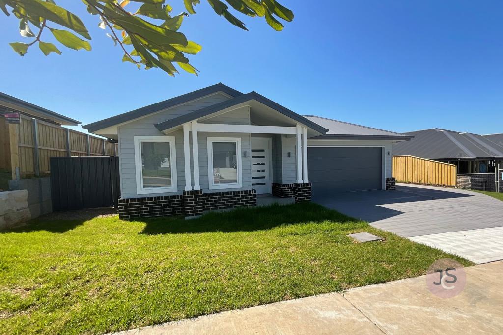 31 Arklow Cres, Chisholm, NSW 2322