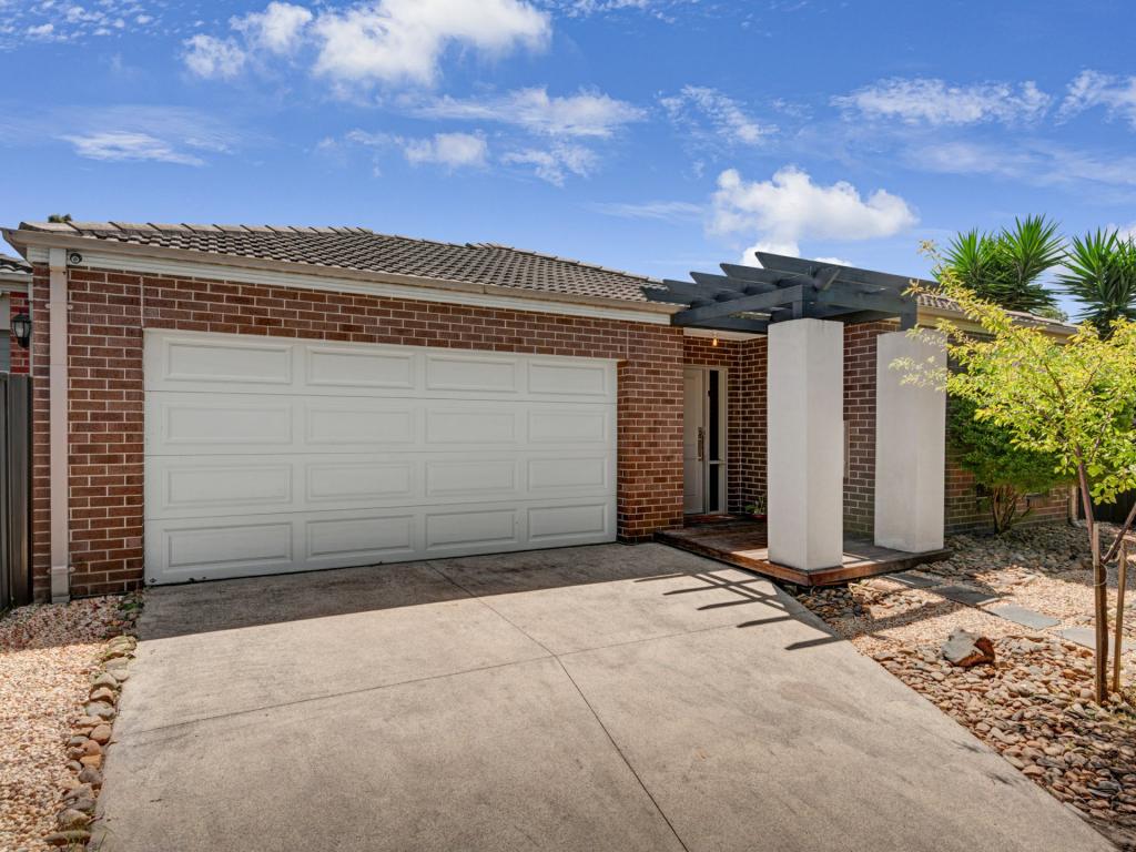 7 Moss St, Cranbourne North, VIC 3977