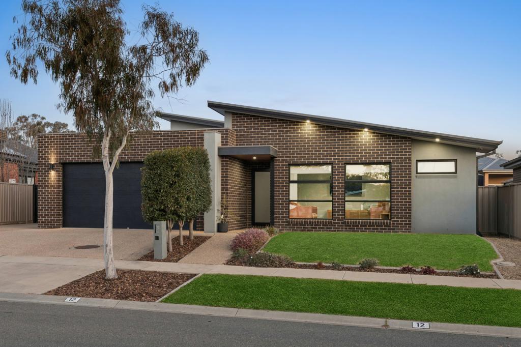 12 Hereford Dr, Ascot, VIC 3551