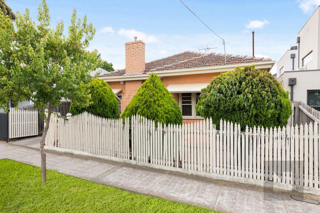 64 Charles St, Seddon, VIC 3011