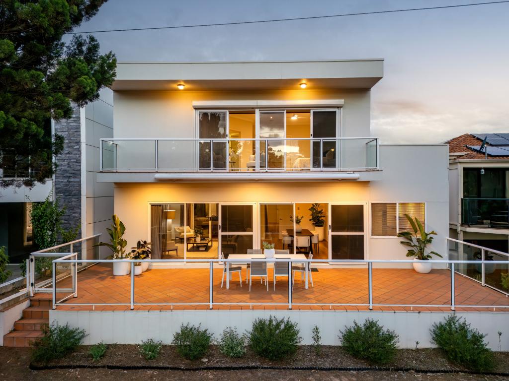 9 Chester Ct, Grange, SA 5022