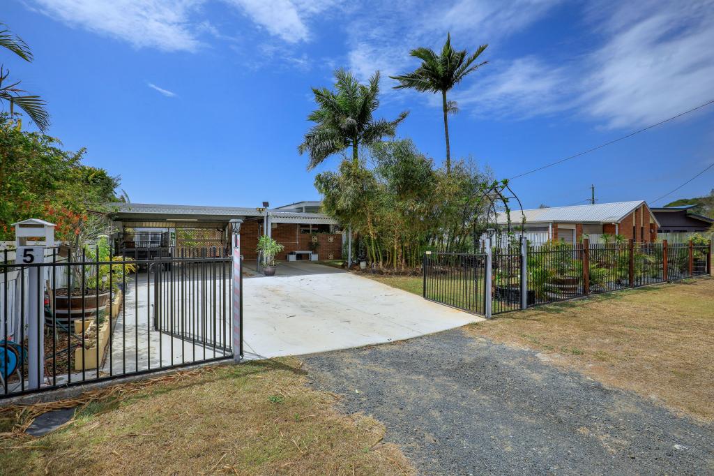 5 Aldridge St, Burnett Heads, QLD 4670