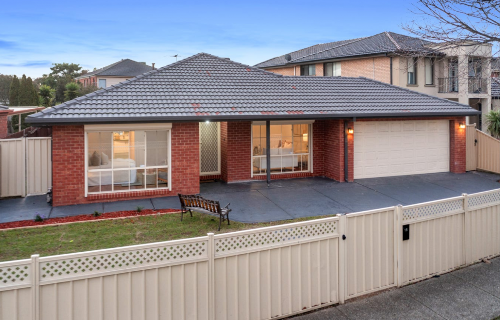 15 Santa Cruz Bvd, Roxburgh Park, VIC 3064