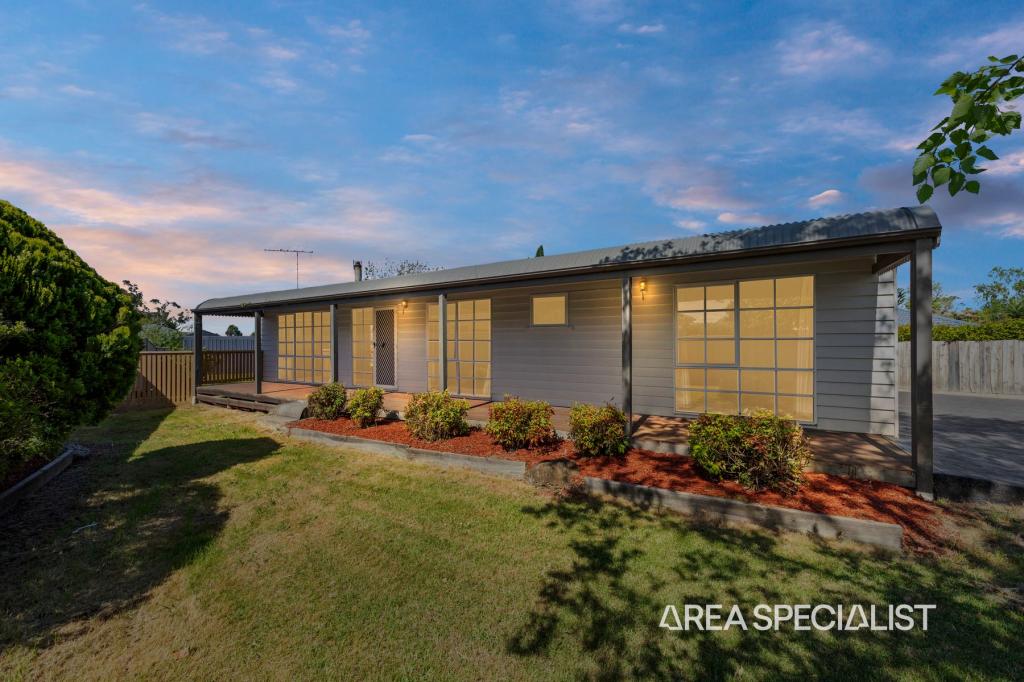 16 James St, Lang Lang, VIC 3984
