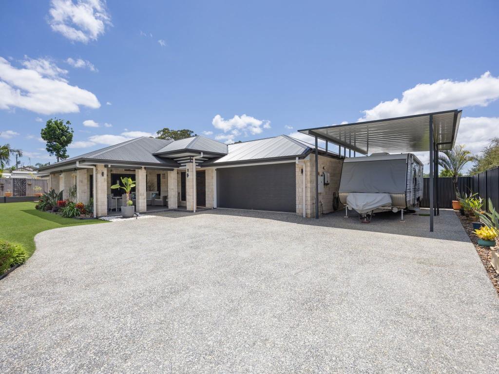 6 Discovery Cl, Glass House Mountains, QLD 4518