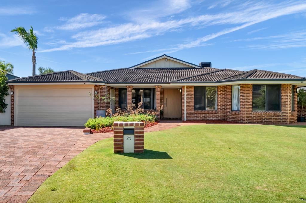 25 Weldwood Rd, Ocean Reef, WA 6027