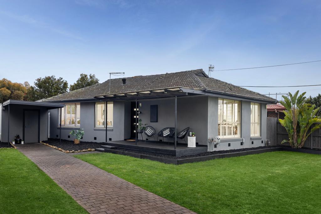 17 VAUCLUSE AVE, GLADSTONE PARK, VIC 3043