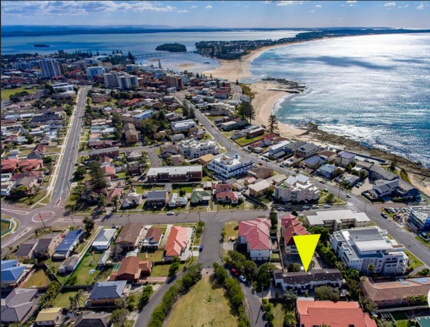 2/2 The Crescent, Blue Bay, NSW 2261