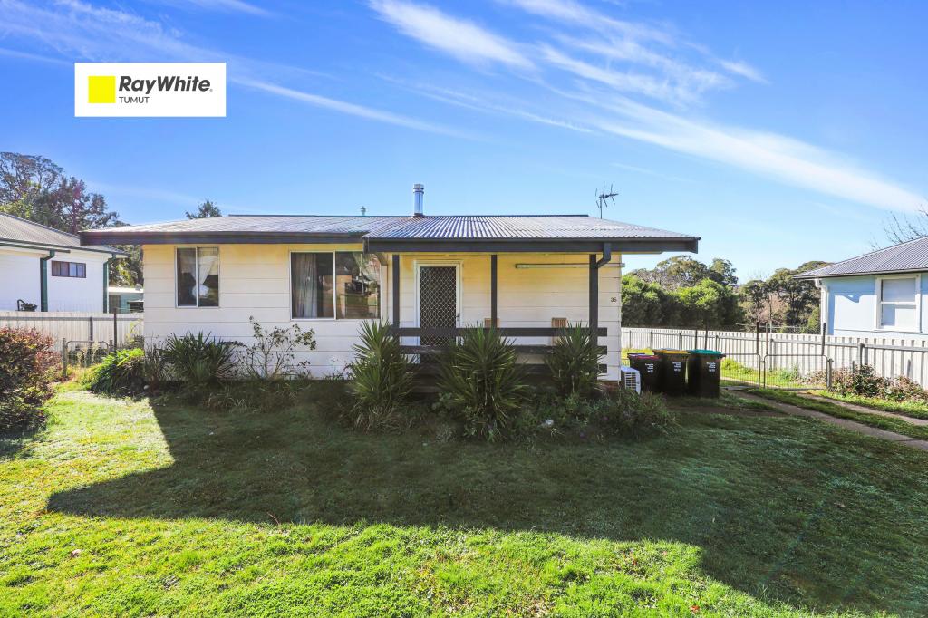 35 MILL RD, BATLOW, NSW 2730