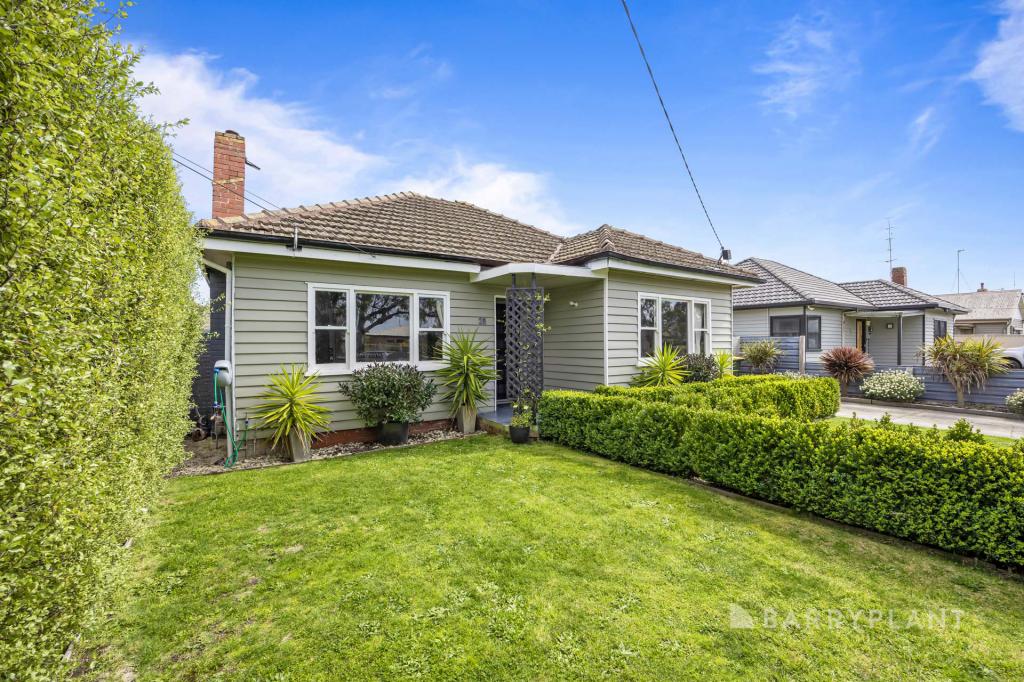 38 ALEXANDRA ST, SEBASTOPOL, VIC 3356