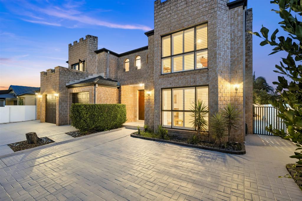 16 Rebholz Dr, Benowa, QLD 4217