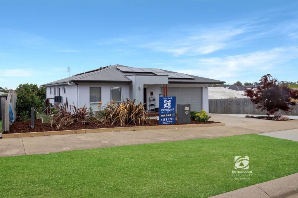 17 Lawson Dr, Lakes Entrance, VIC 3909