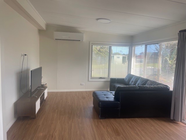 16 Blackwood St, Grassy, TAS 7256