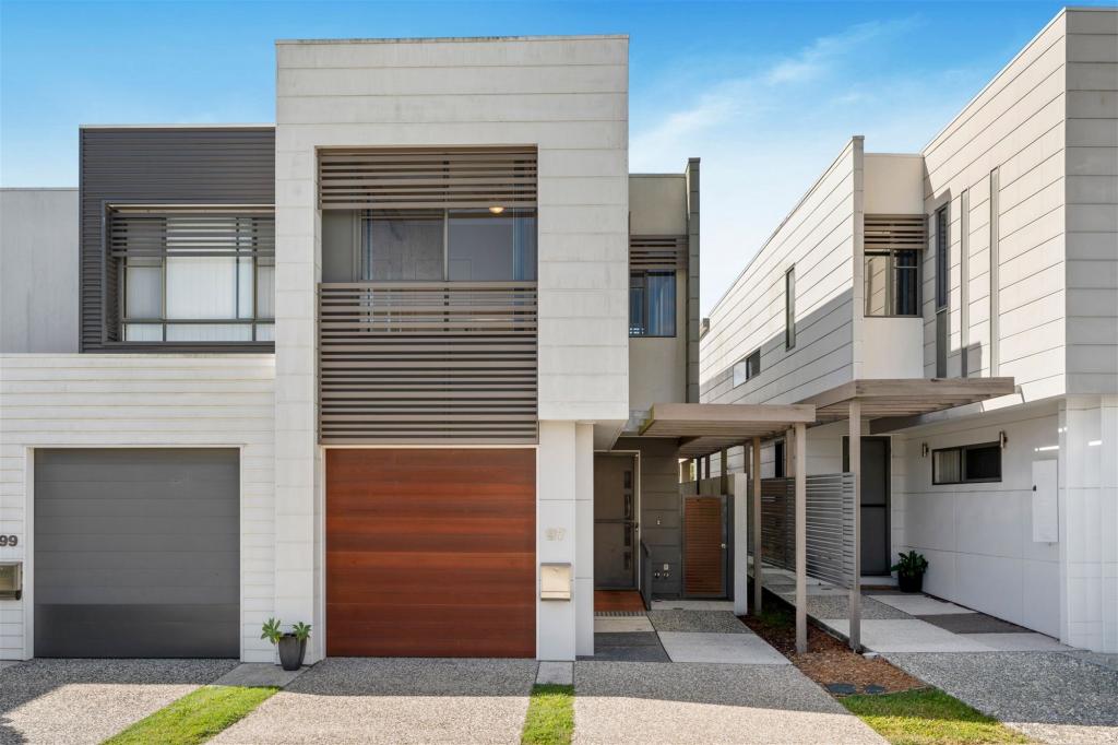 97/2 The Gardenway, Robina, QLD 4226