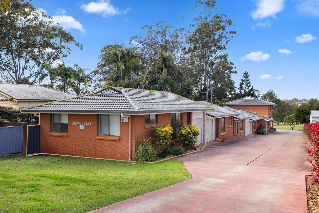 1/210A WEST ST, SOUTH TOOWOOMBA, QLD 4350