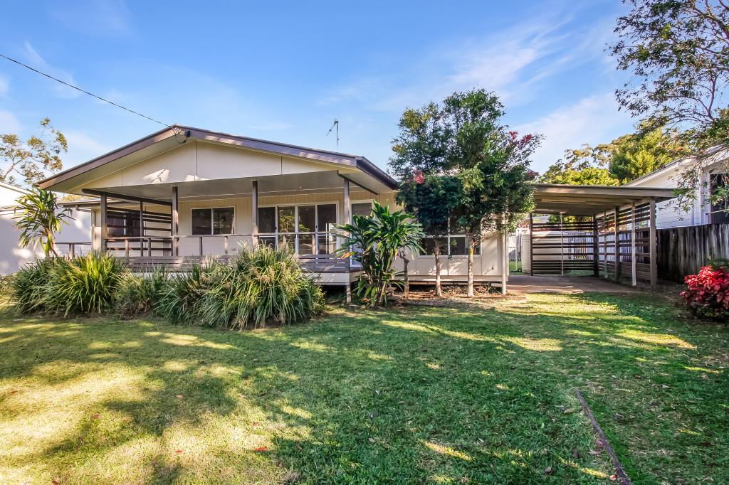 4 HAMILTON PDE, MACLEAY ISLAND, QLD 4184