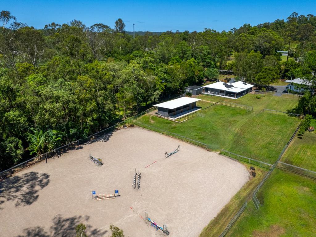 2038 Old Gympie Rd, Glass House Mountains, QLD 4518