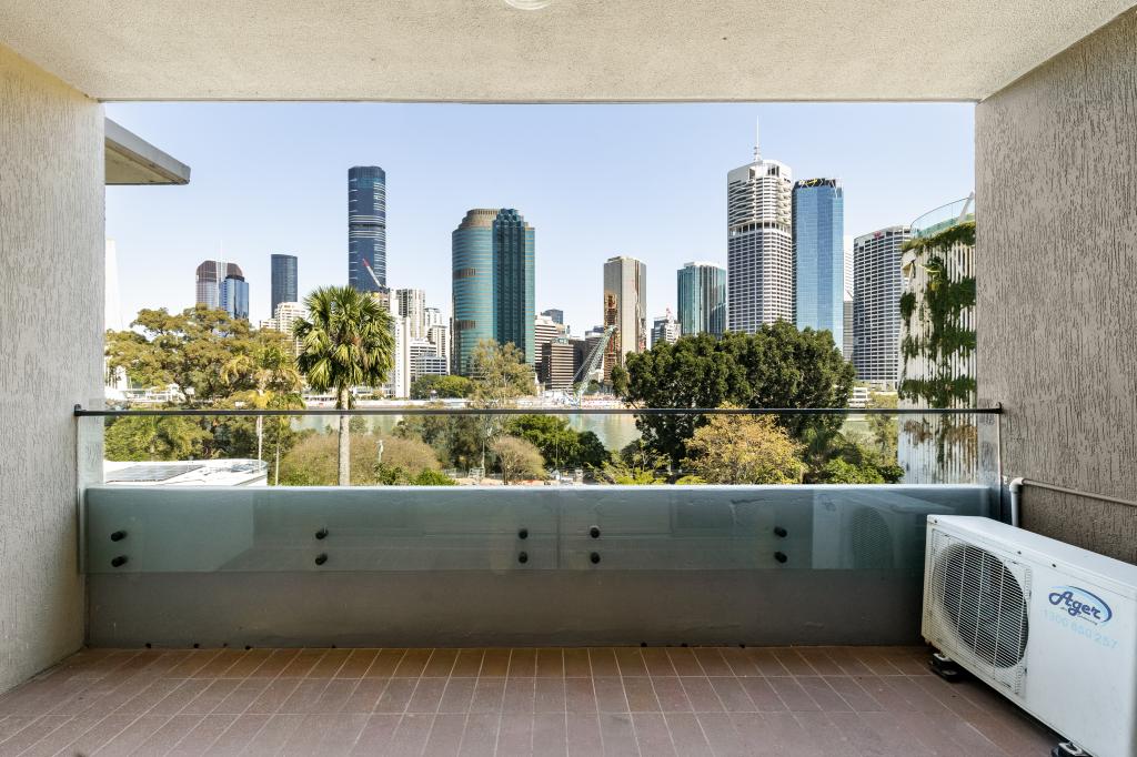 2br/245 Main St, Kangaroo Point, QLD 4169
