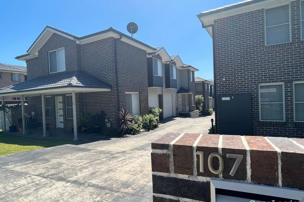 2/107-109 Jamison Rd, Penrith, NSW 2750