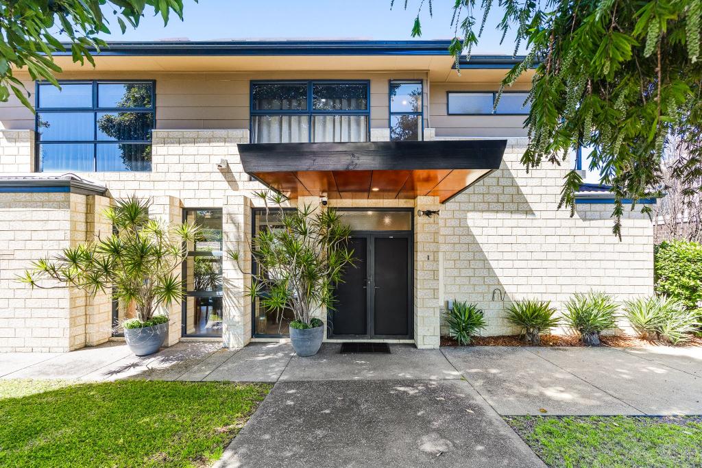 1/10 Johnson St, Redcliffe, WA 6104