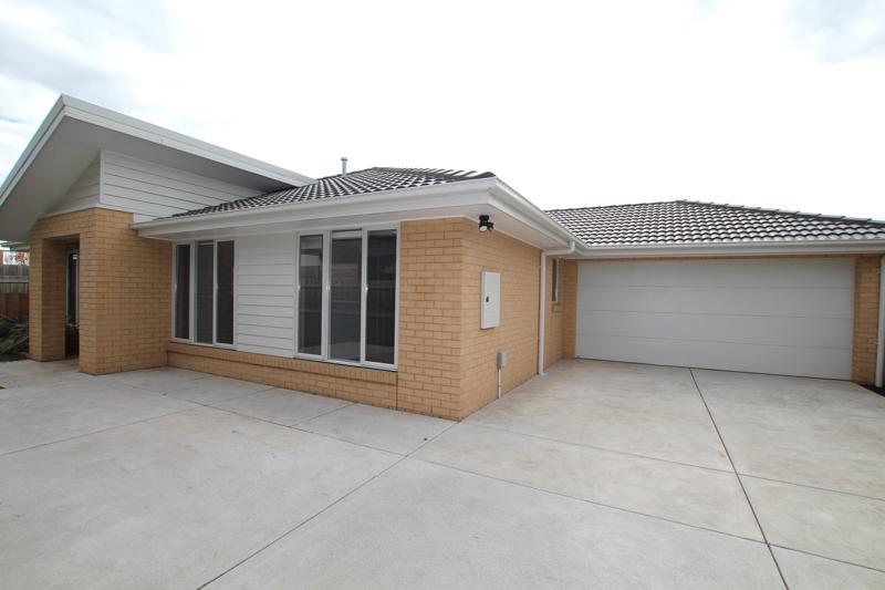 21 Hood St, Dennington, VIC 3280