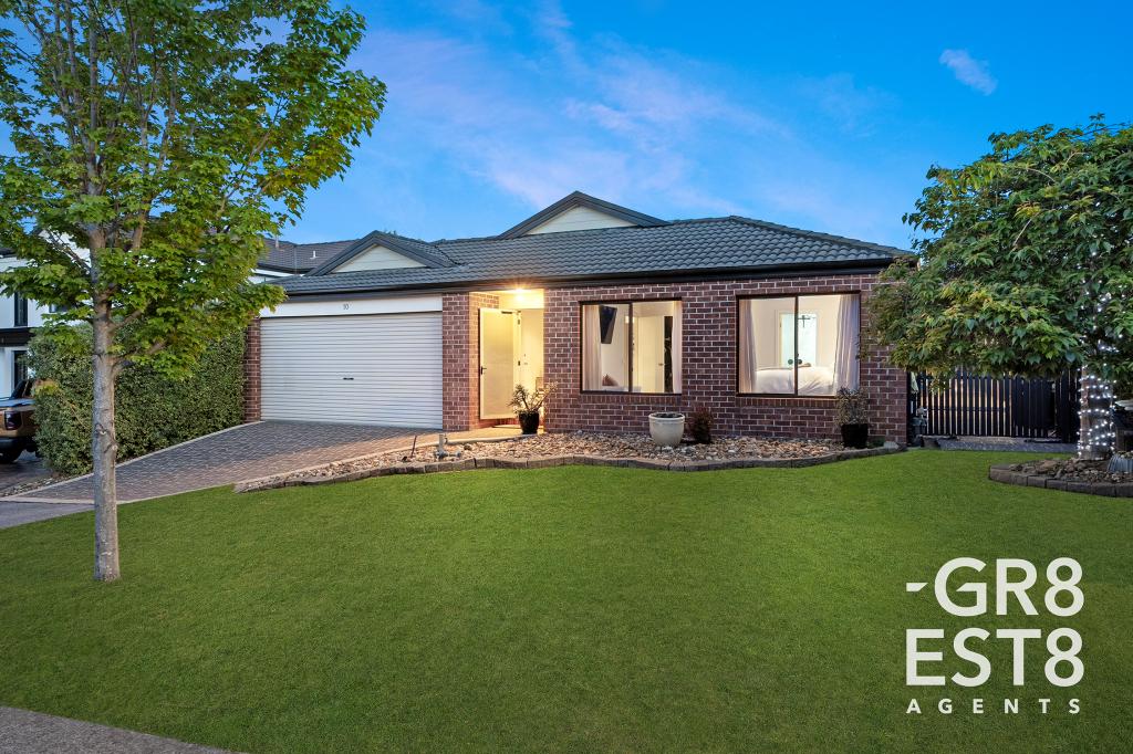 10 Redleaf Cl, Hampton Park, VIC 3976